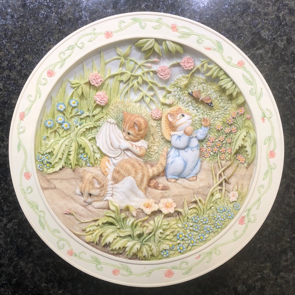 Davenport Pottery Plate # 2 The Tale Of Tom Kitten